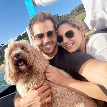 kelly and jeremy with their dog